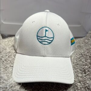 Callaway White Golf Cap w/Blue Logo and Bahamas flag Ocean club Paradise Island